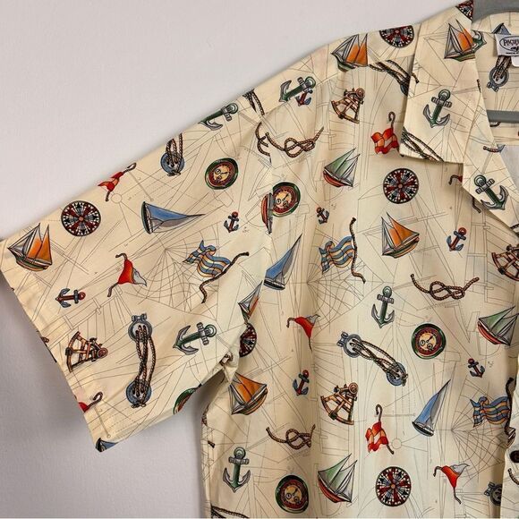 Pacific Legend Voyage Ivory Cotton Men's Hawaiian Shirt - Picture 5 of 13